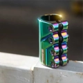 blunt-scs-omen-clamp-zacisk-obejma-klemme-hulajnogi-wyczynowej-stunt-neochrome (2).webp