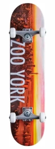 Zoo York OG 95 Logo Block skateboard | 8" Chrysler (1)