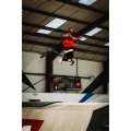 slamm-classic-hulajnoga-wyczynowa-stunt-scooter-freestyle-kolobezka-lifestyle (2).webp