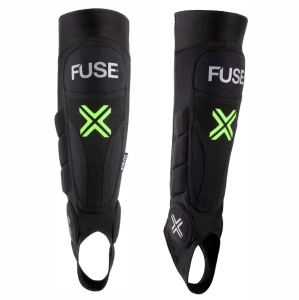Fuse Omega Whip shin guards | Black (1)