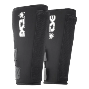 Fuse Alpha shin guards | Black (1)