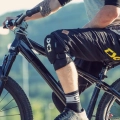 tsg-tahoe-a-kneeguard-ochraniacze-kolan-knee-pads-protectors-knieschoner-schutz-life (1).webp