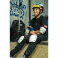 core-skate-pads-ochraniacze-protektoren-black-white (3).webp