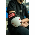 core-skate-pads-ochraniacze-protektoren-black-white (5).webp