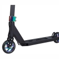 striker-lux-youth-hulajnoga-wyczynowa-dziecka-stunt-scooter-kinder-freestyle-kolobezka-deti-black-rainbow (3).webp