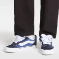 vans-knu-skool-skate-buty-schuhe-boty-shoes-navy-true-white (7).webp