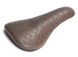 Cult All Over Slim sedlo BMX Pivotal | Brown