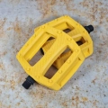 fiend-reynolds-bmx-pedaly-pedale-pedals-yellow (2).webp