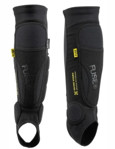 Fuse R Omega Pro chrániče holení a kotníků | Black