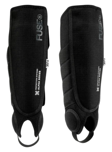 fuse-r-alpha-plus-combo-ochraniacze-piszczeli-shin-protectors-schienbeinschoner-chranice-holeni-3.webp