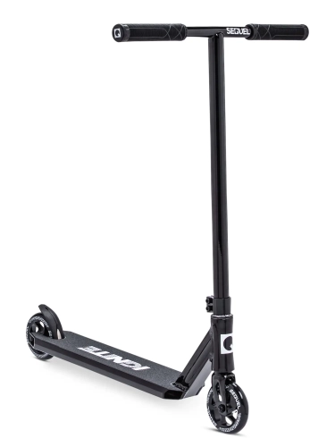 sequel-ignite-hulajnoga-wyczynowa-stunt-scooter-freestyle-kolobezka-black-white (1).webp