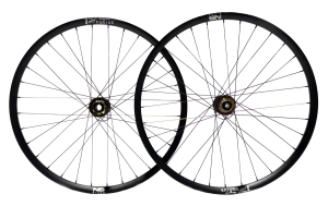 NS Bikes Enigma Rock 27.5" Boost zapletená kola MTB DH | Oil Slick
